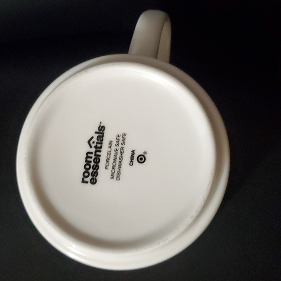 Room‎ Essentials porcelain DONUTS coffee mug cup vguc preowned used - Picture 6 of 9